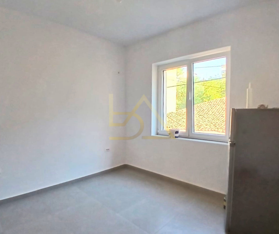 JEPET ME QIRA APARTAMENT 2+1 – RRUGA MINE PEZA, TIRANË