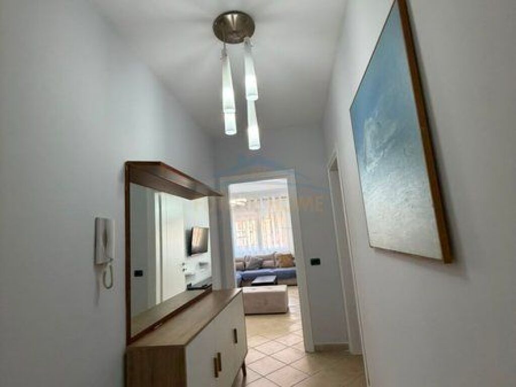 Qera , Apartament 2+1+2 , Qender , Tirane