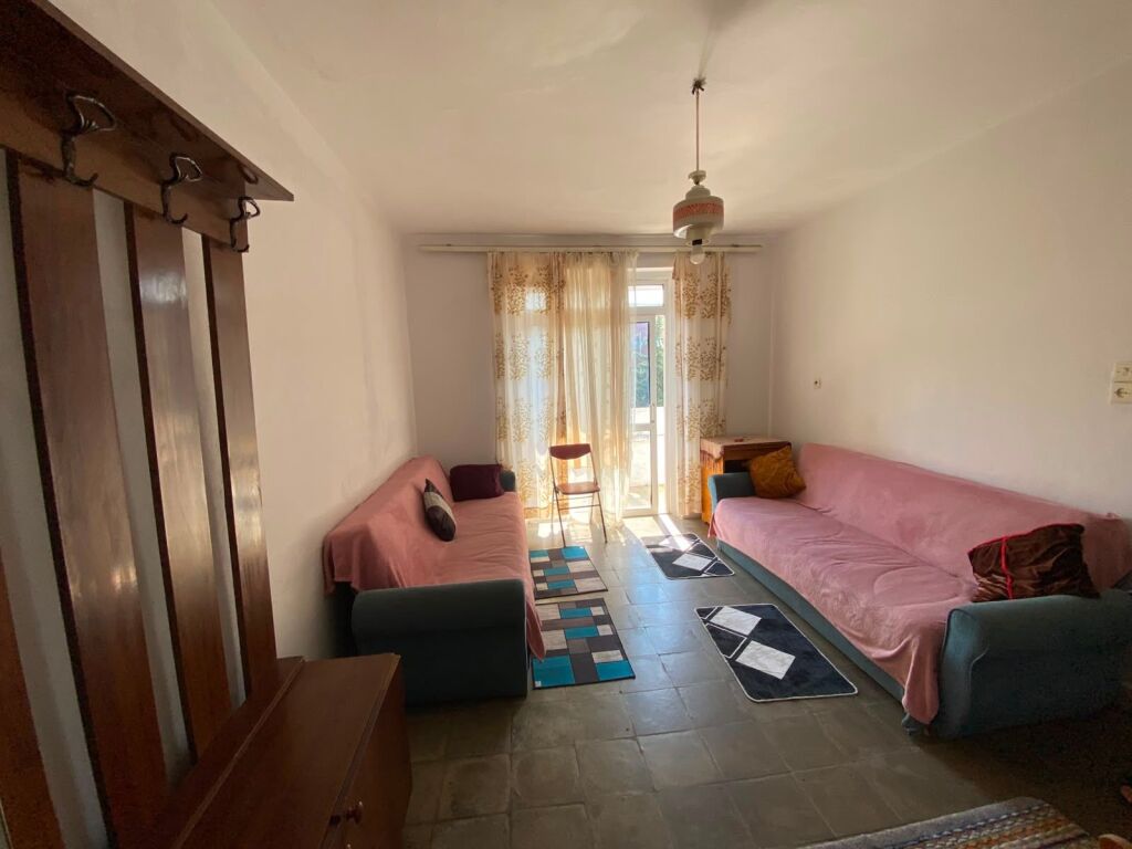 🔻Jepet  me qera apartament  1+1🔺   📍rr Dibrës  afer shkolles Misto Mame