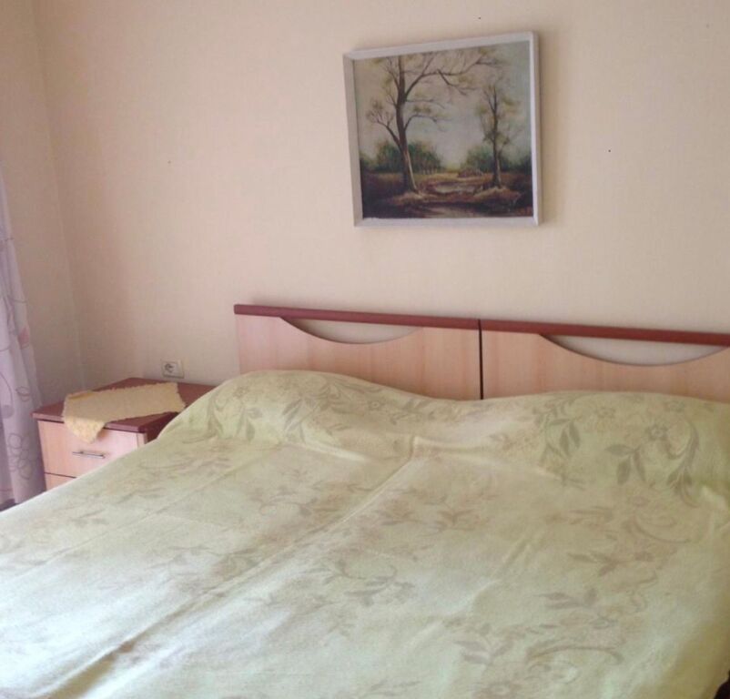 For rent 1+1 Ballet School