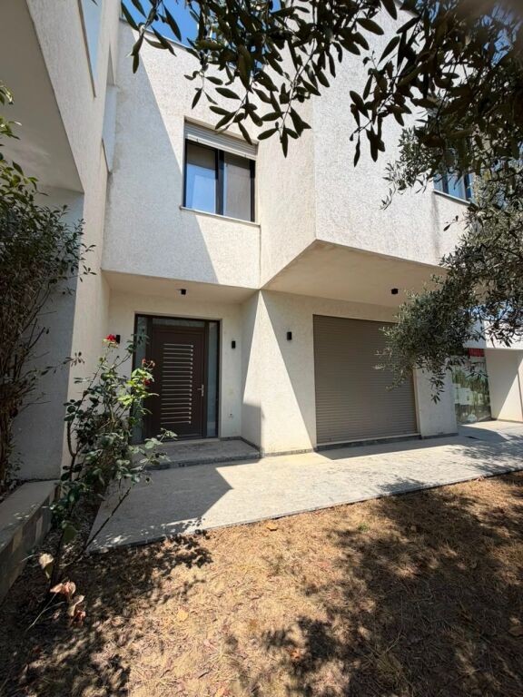 🏡 2-STORY VILLA FOR SALE – KODRA E DIELLIT