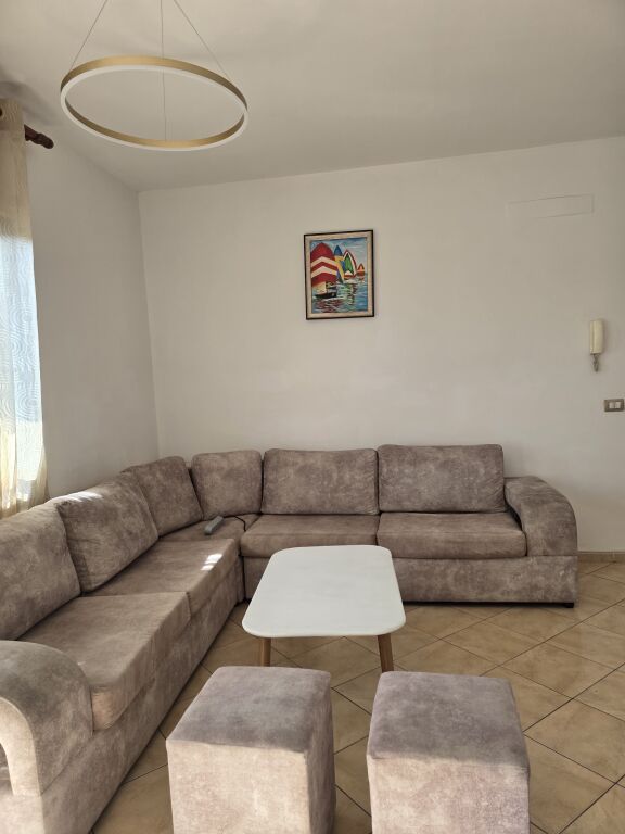 Apartment 2+1 for rent Zogu i Zi