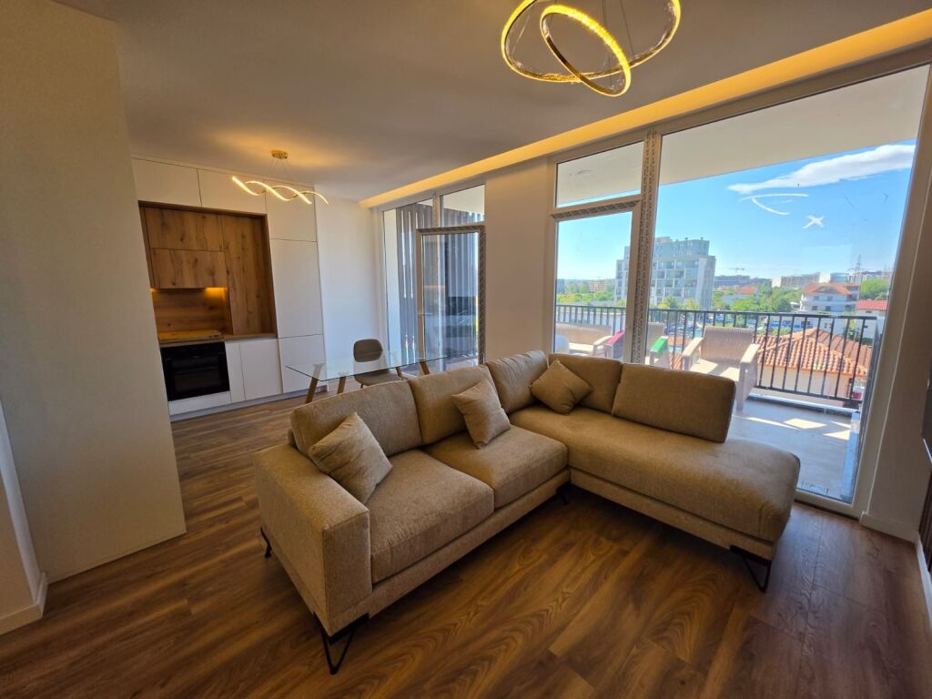 Siri Kodra, Apartament Modern 2+1 Per Qira