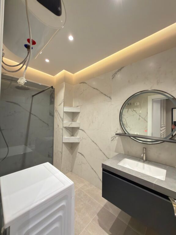 Jepet me qira Apartament 1+1+verand tek Rezidenca Oasis, pranë Unazës së re!