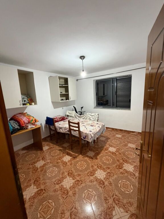 SHITET APARTAMENT 1+1 VASIL SHANTO 12.000.000 LEKE  FH-89013