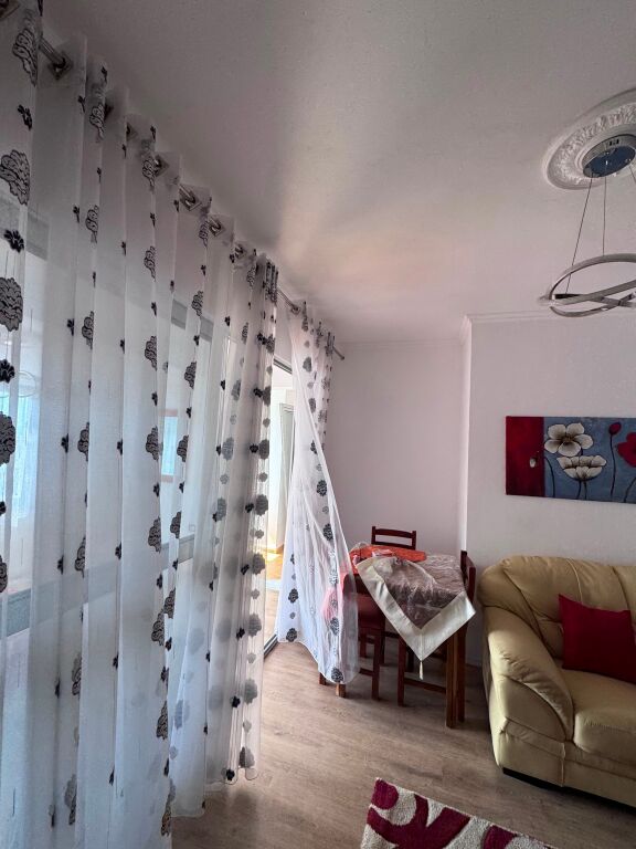 SHITET APARTAMENTI 1+1