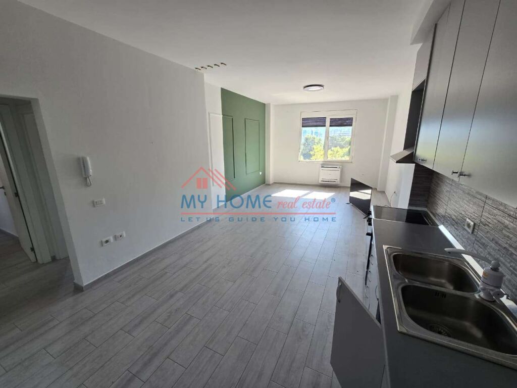 Office for rent Center in Tirana