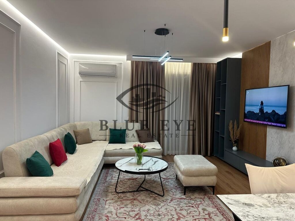 JEPET ME QERA APARTAMENT 2+1 ME PAMJE DETI – STACIONI I PARË, PLAZH!