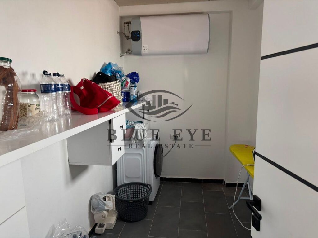 VILË DY-KATËSHE NË SHITJE – GOLEM, DURRËS!