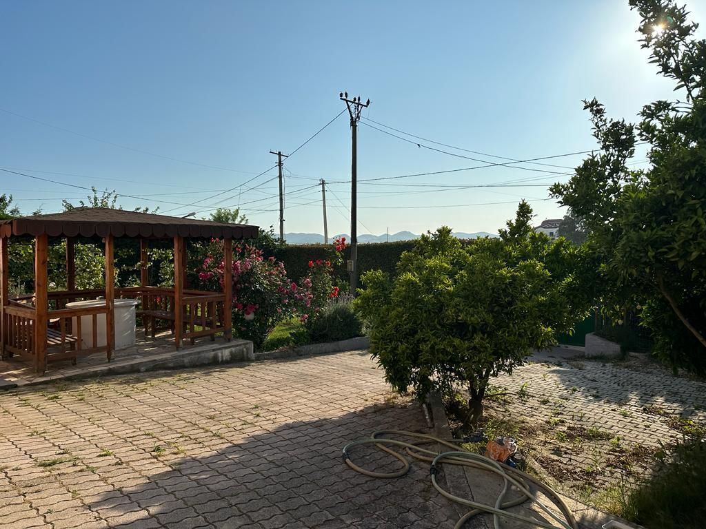 🏡 VILË 3-KATËSHE NË SHËN AVLASH – DURRËS!