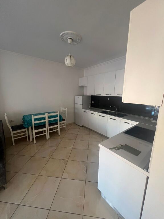 APARTAMENT ME QERA 1+1