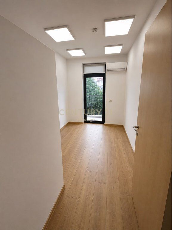 APARTAMENT 2+1 NË SHITJE – ISH BLLOKU!