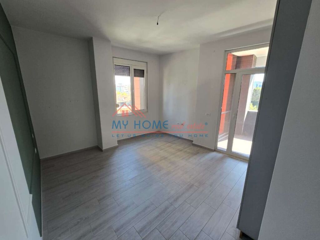 Office for rent Center in Tirana