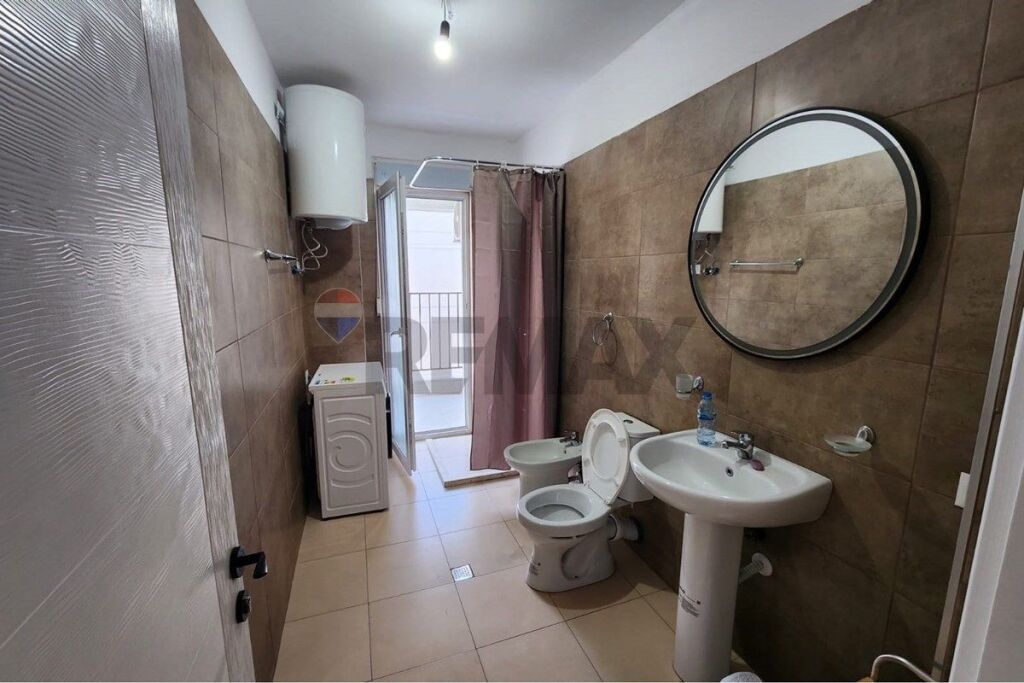 2+1 apartment for rent at 5 Maji!