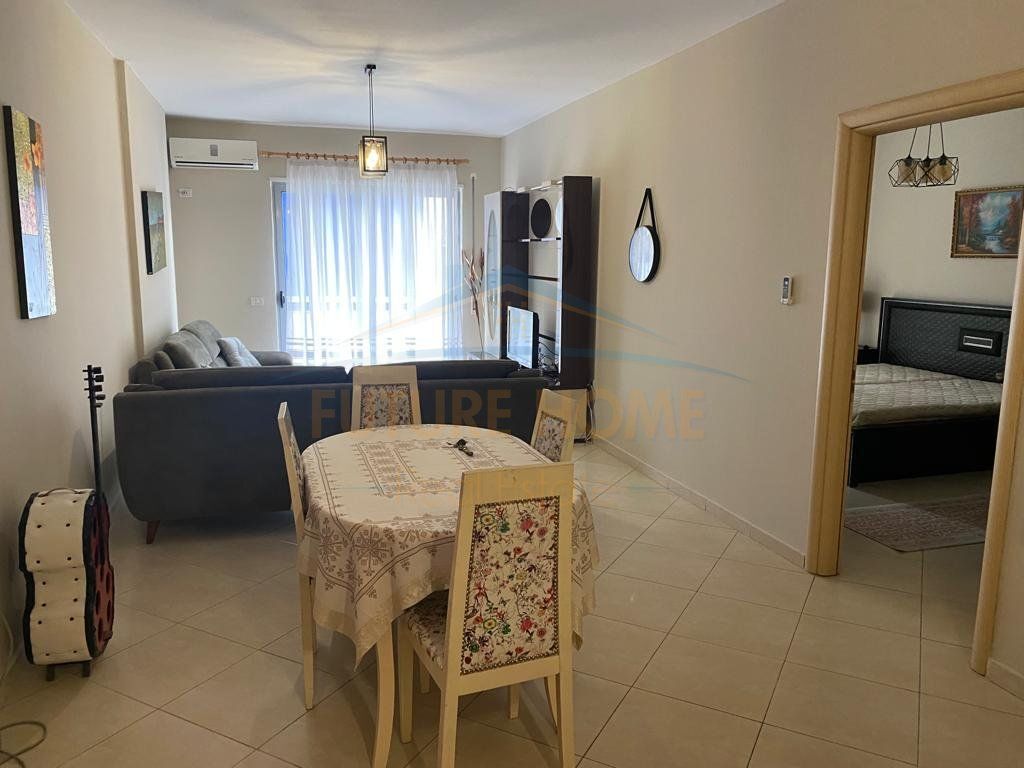 In vendita, Appartamento 1+1, Via Dajti, Fresk, Tirana