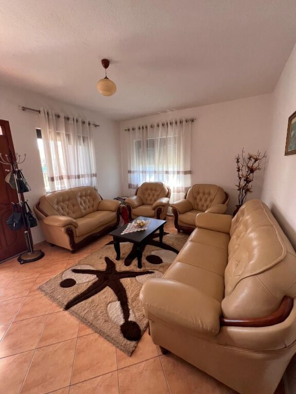 🏡 VILË 2-KATËSHE NË SHITJE – XHAFZOTAJ, DURRËS