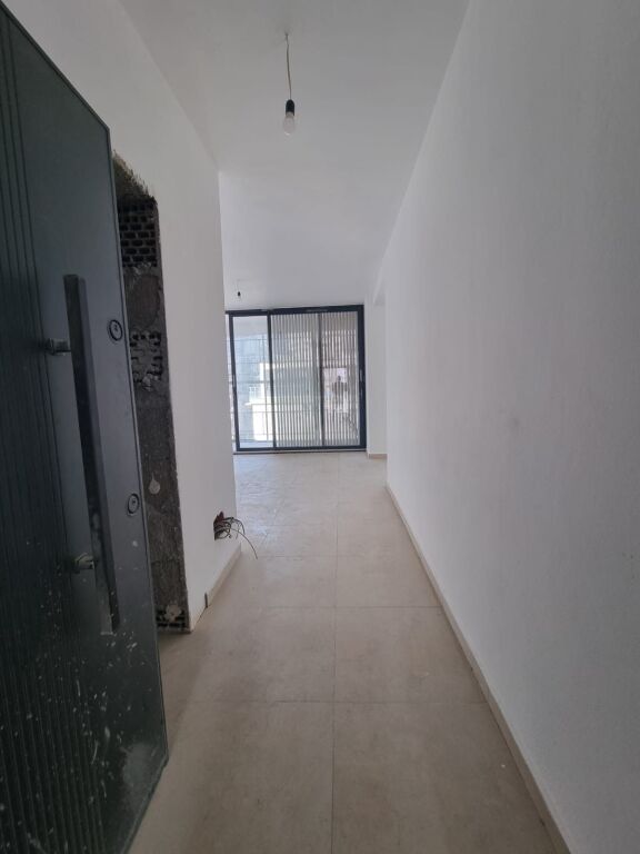 Apartament 1+1, Selvia!
