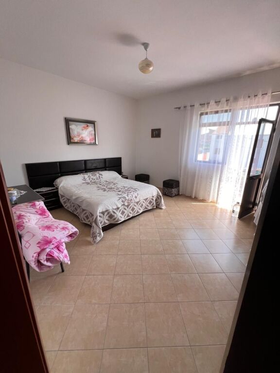 🏡 VILË 2-KATËSHE NË SHITJE – XHAFZOTAJ, DURRËS