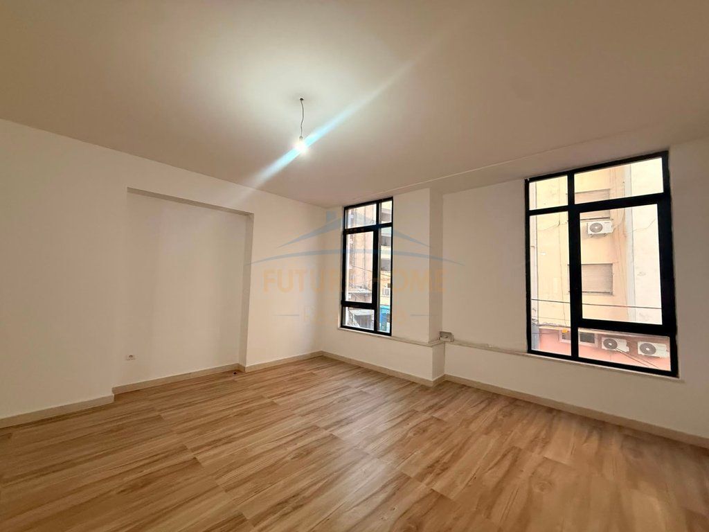 Rent, 2 Business Spaces, Center, Tirana.