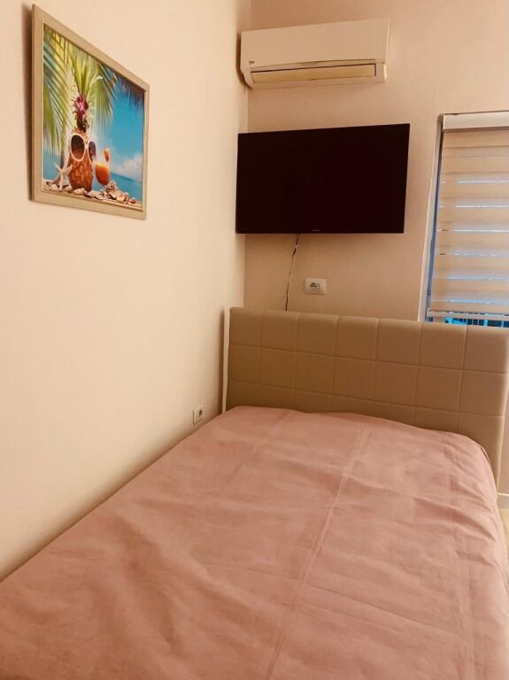Qera | Garsoniere Pallat | Mine Peza Prokuroria| 380 €/muaj