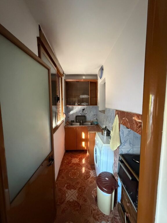 SHITET APARTAMENT 1+1 VASIL SHANTO 12.000.000 LEKE  FH-89013