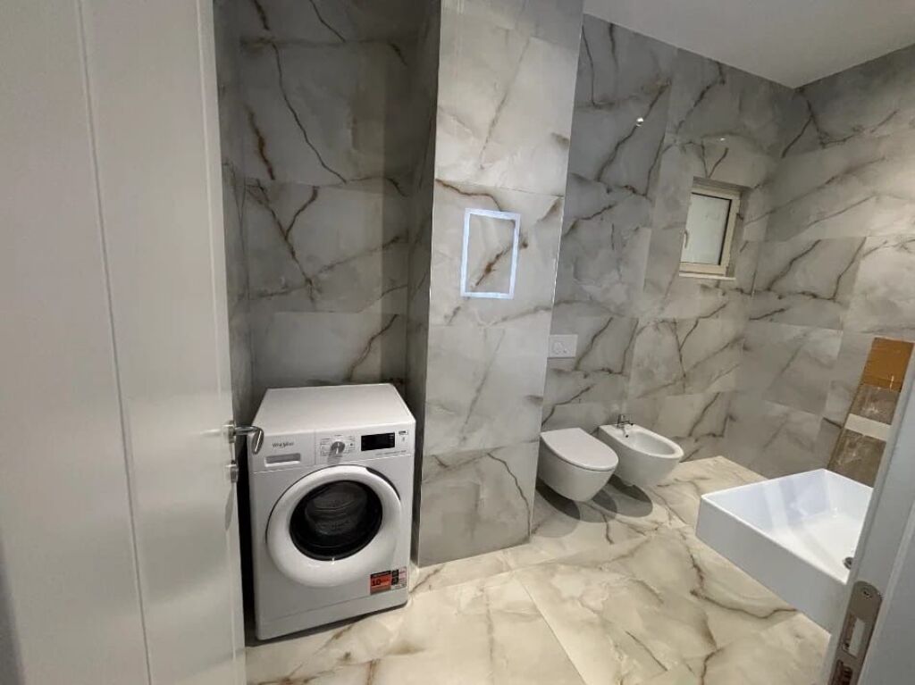 JEPET ME QERA APARTAMENTI 1+1=4000