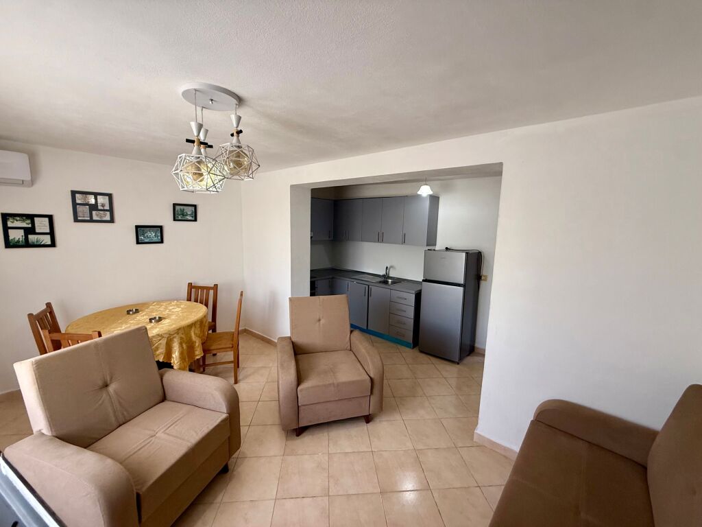 📣 QERA Apartament 1+1 📍 Selite, Prane Universitetit "Marin Barleti" ✨
