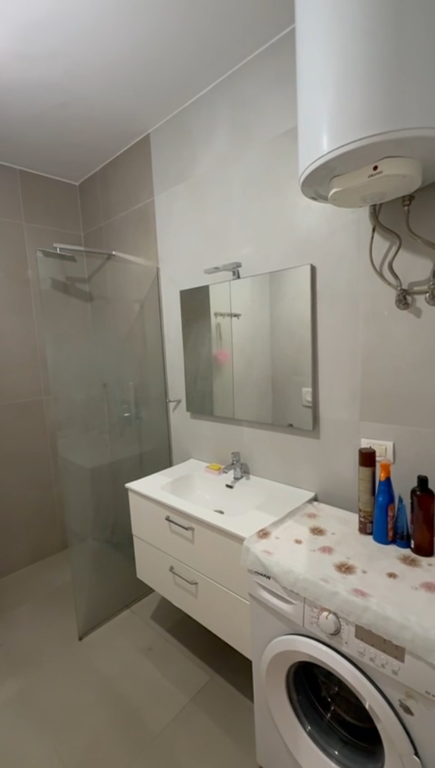 Apartament 2+1 per shitje Astir !