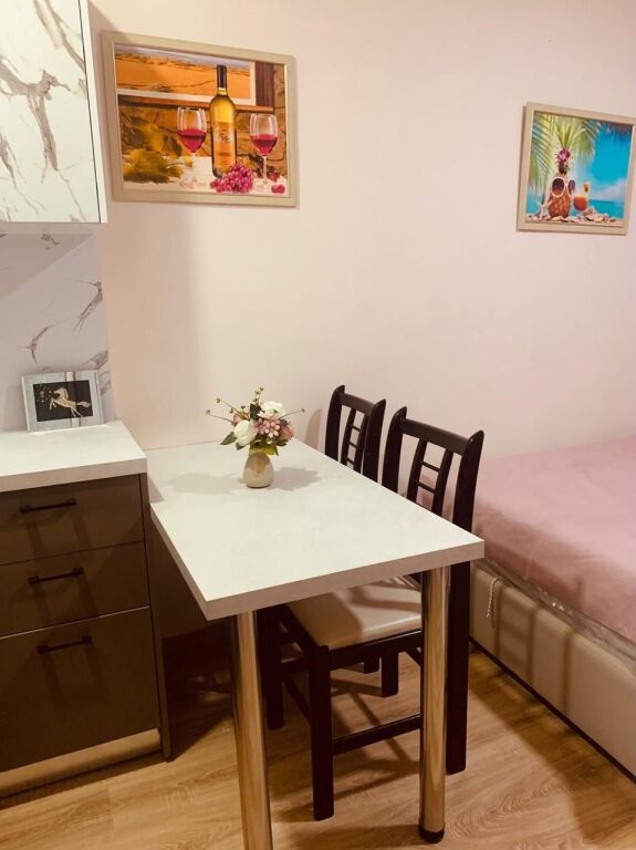 Qera | Garsoniere Pallat | Mine Peza Prokuroria| 380 €/muaj