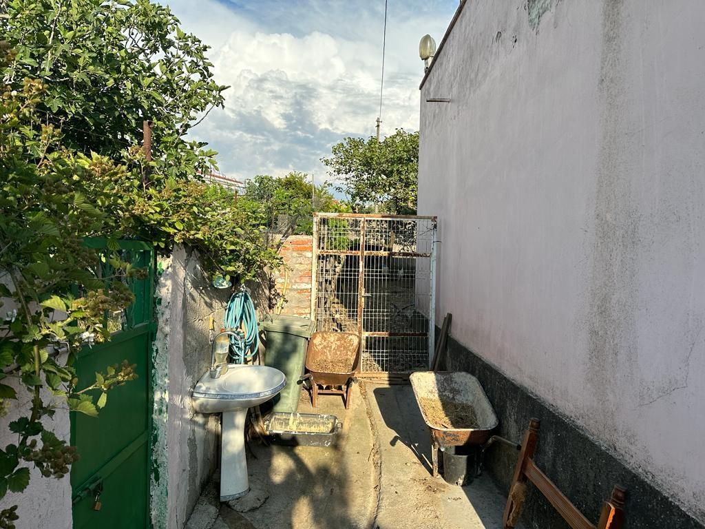 🏡 VILË 3-KATËSHE NË SHËN AVLASH – DURRËS!