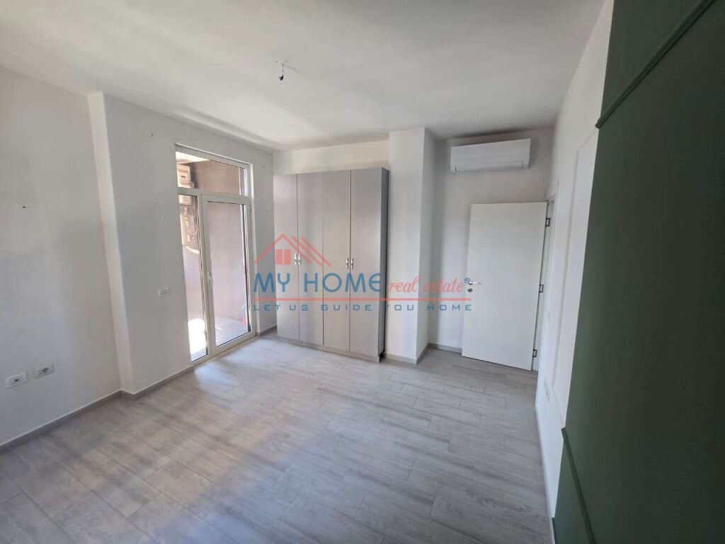 Office for rent Center in Tirana