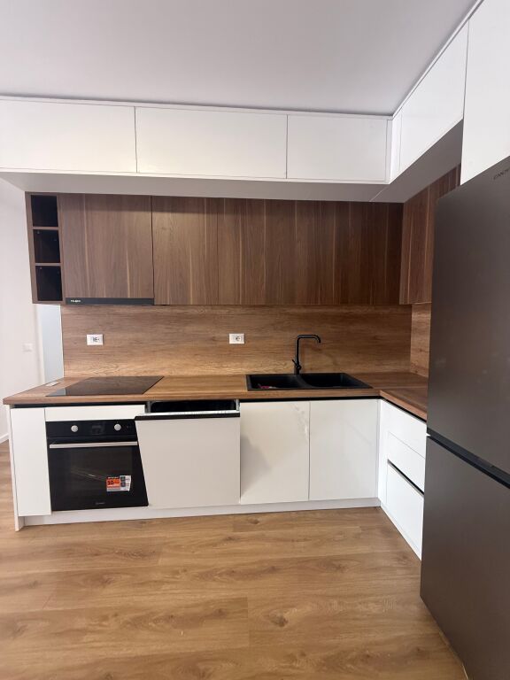 𝗔𝗳𝗳𝗶𝘁𝘁𝗮 𝗮𝗽𝗮𝗿𝘁𝗮𝗺𝗲𝗻𝘁𝗼 𝟮+𝟭 – 𝗥𝗲𝘀𝗶𝗱𝗲𝗻𝘇𝗮 𝗞𝗮𝗱𝗶𝘂