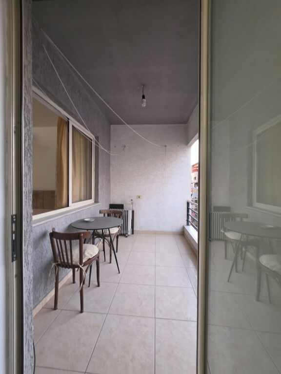 🏡 SHITET Apartament 1+1 📍Astir, tek Rrethrrotullimi, Rruga Vasil Tromara