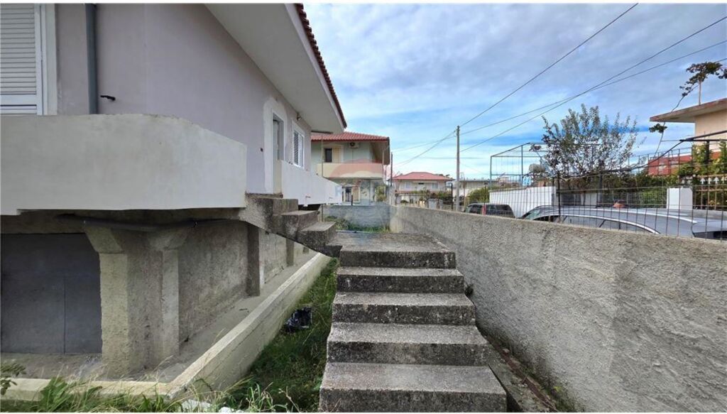 🏡 OKAZION – SHTËPI PRIVATE PËR SHITJE NË VLORË!