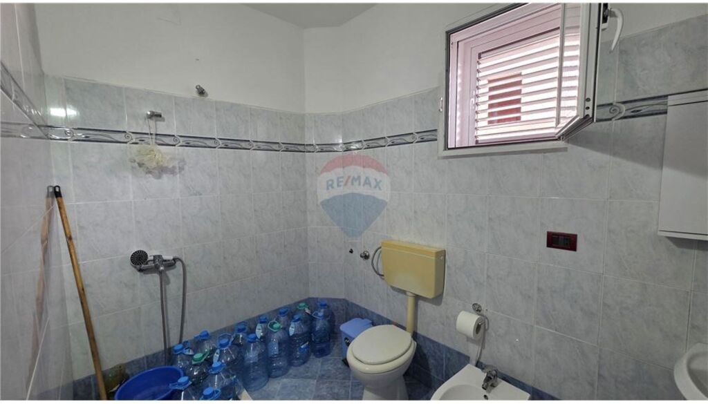 🏡 OKAZION – SHTËPI PRIVATE PËR SHITJE NË VLORË!