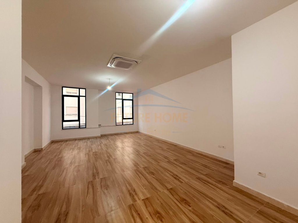 Rent, 2 Business Spaces, Center, Tirana.
