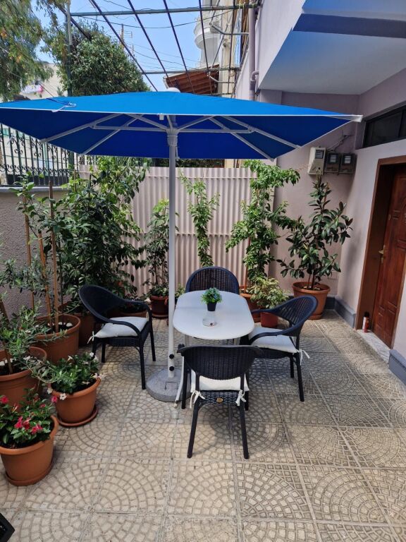 JEPET ME QERA APARTAMENTI 1+1