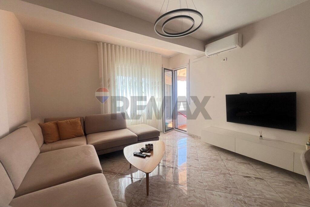 🌊 APARTAMENT 2+1+2 PËR SHITJE – LUNGOMARE, VLORË