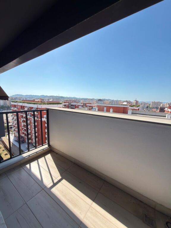 Jepet me qira Apartament 1+1+verand tek Rezidenca Oasis, pranë Unazës së re!