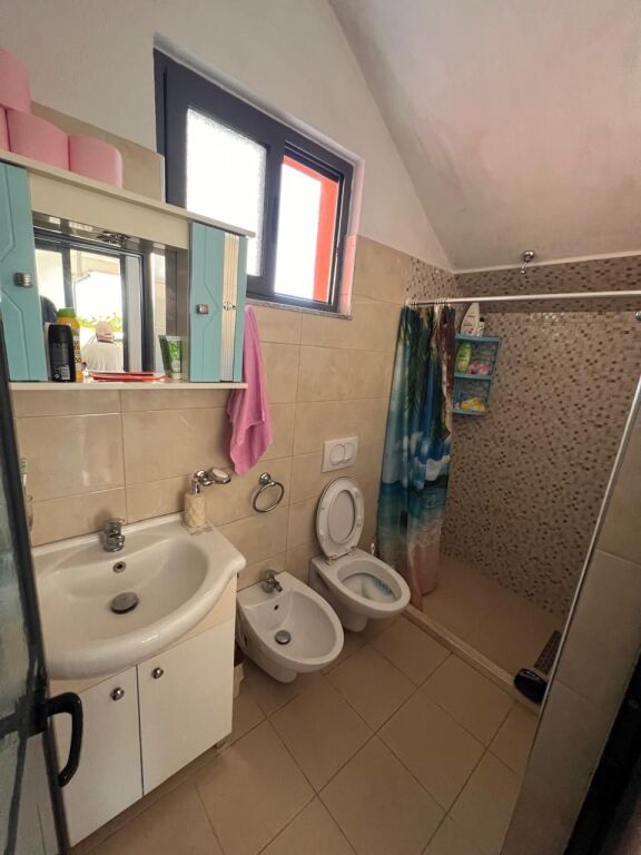 🏡 VILË 2-KATËSHE NË SHITJE – XHAFZOTAJ, DURRËS