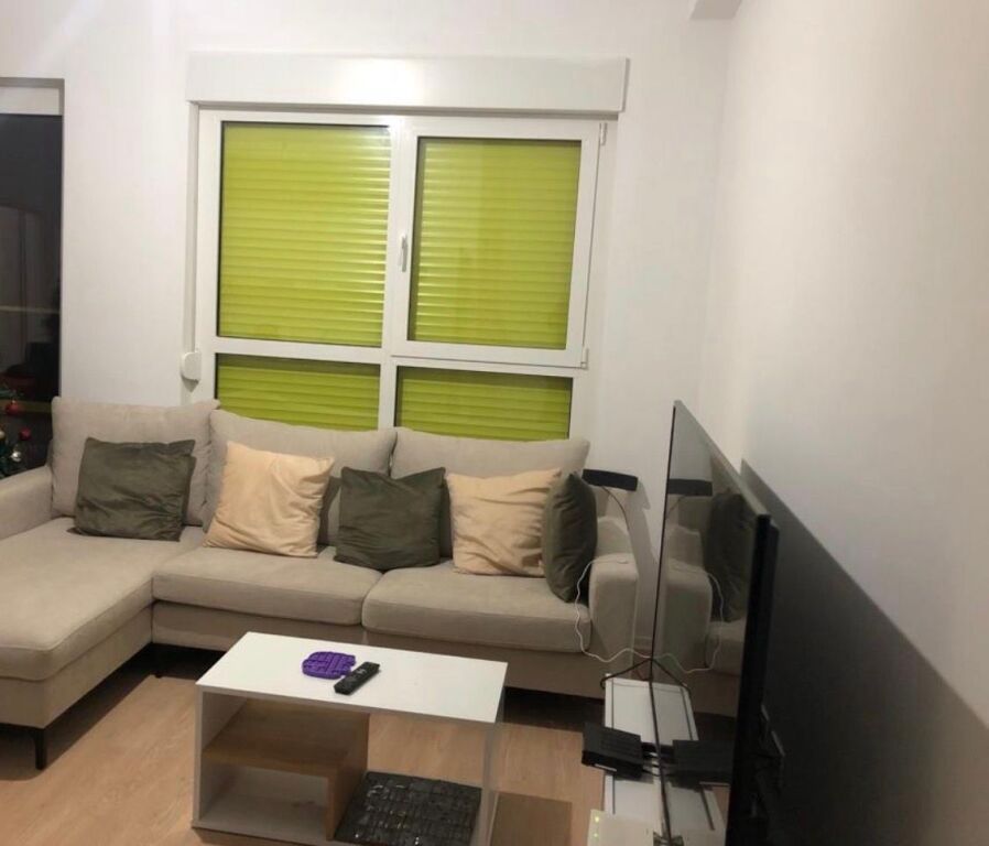 Ali Dem, jepet me qira apartament 1+1!