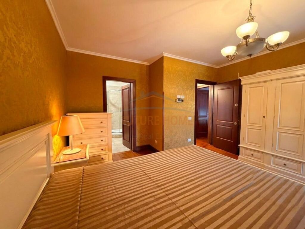 Rent, Apartment 4+1+3, Blloku, Tirana