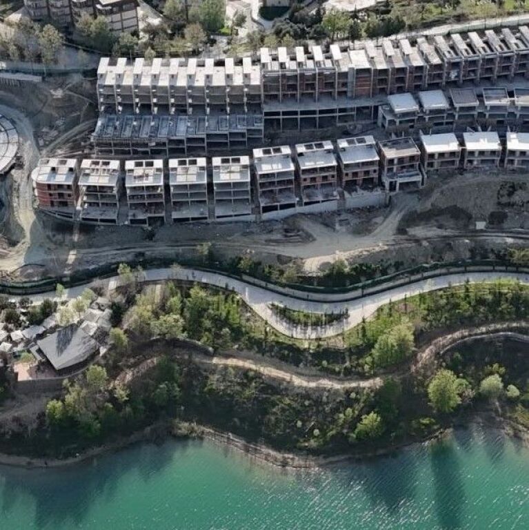 🏡 SHITET DUPLEX 2+1 | SWAN LAKE RESIDENCE – FARKË ✨