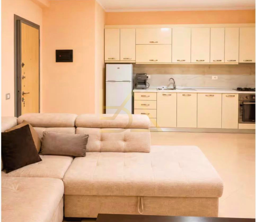 SHITET APARTAMENT 2+1 – UJI I FTOHTË, VLORË