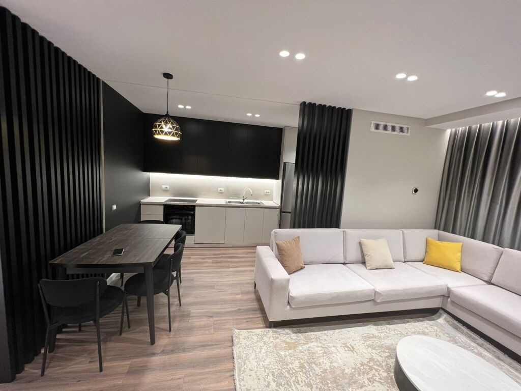 Apartament 2+1 me qera tek Fusha e Aviacionit ne Tirane