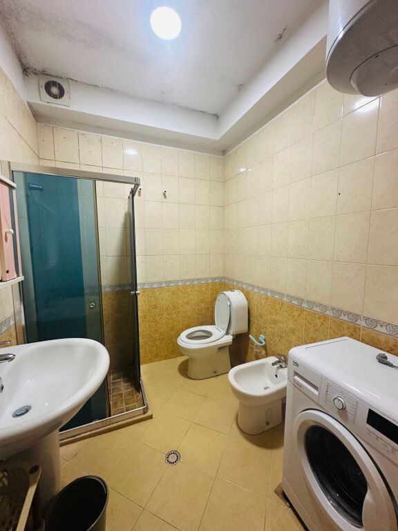 Appartamento 1+1+2 Bagni + 1 Balcone In Affitto
