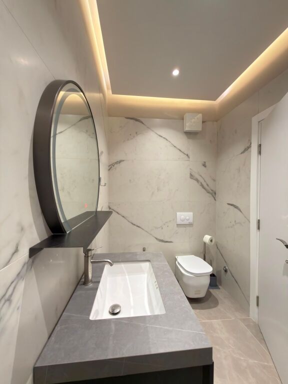 Jepet me qira Apartament 1+1+verand tek Rezidenca Oasis, pranë Unazës së re!