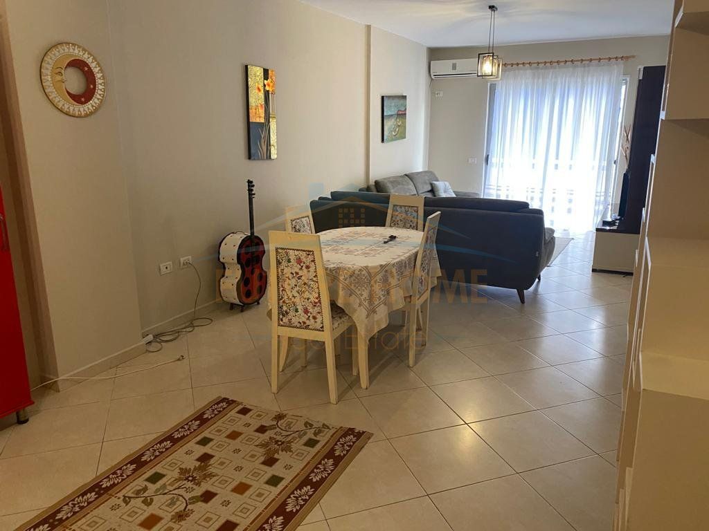 In vendita, Appartamento 1+1, Via Dajti, Fresk, Tirana