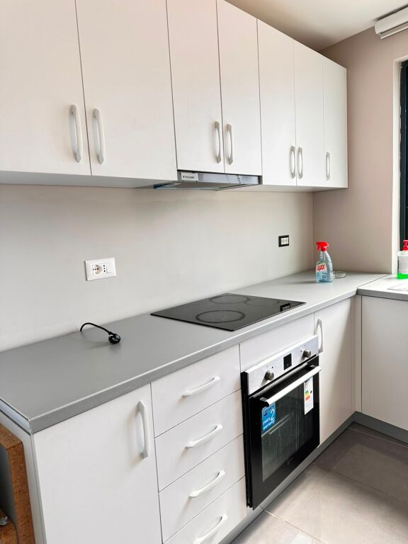 Apartament 2+1+2 per qira, Selvia !