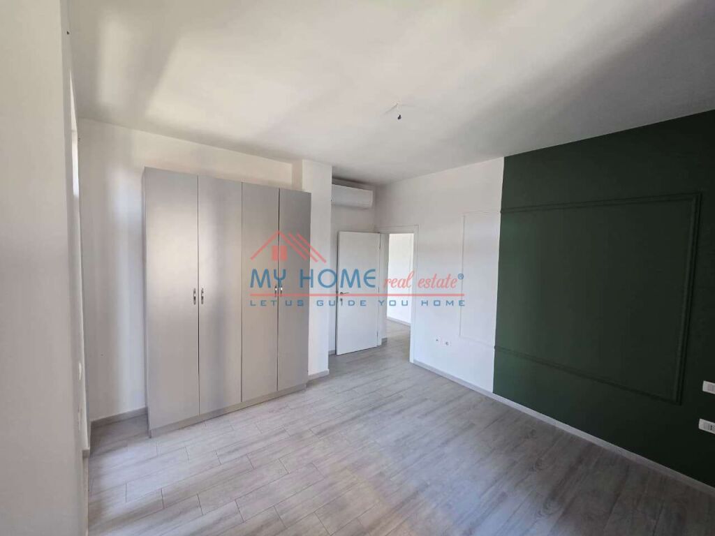 Office for rent Center in Tirana